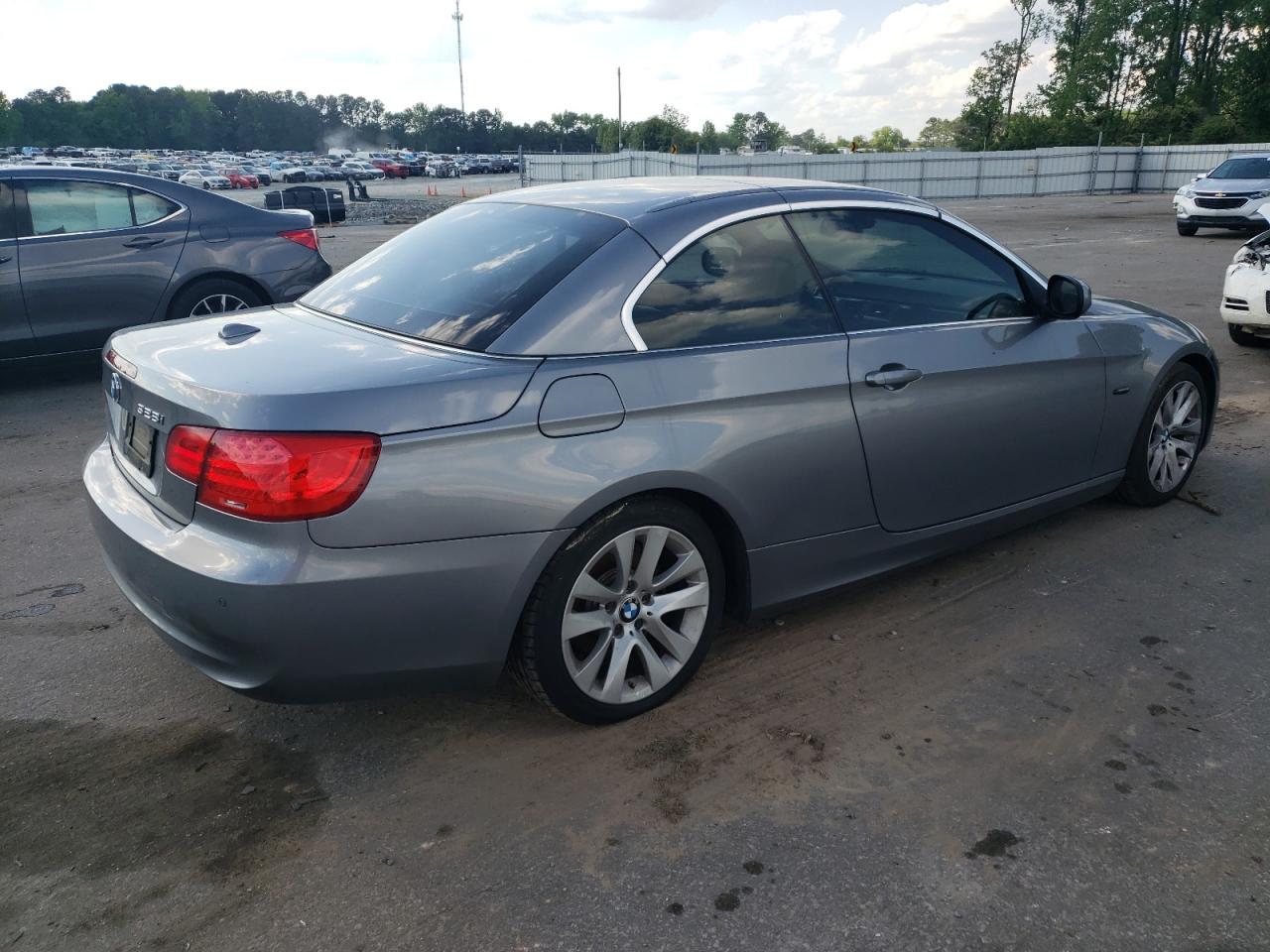 Photo 2 VIN: WBADW3C58DE824584 - BMW 3ER 