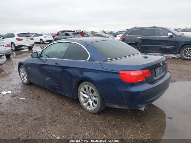 Photo 2 VIN: WBADW3C59BE541785 - BMW 328I 