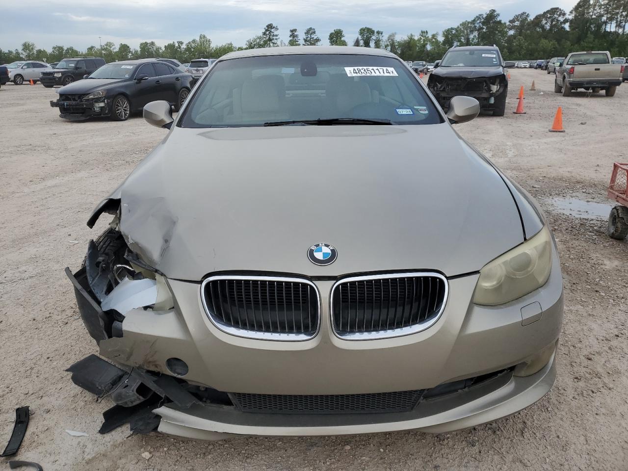 Photo 4 VIN: WBADW3C5XBE537051 - BMW 3ER 