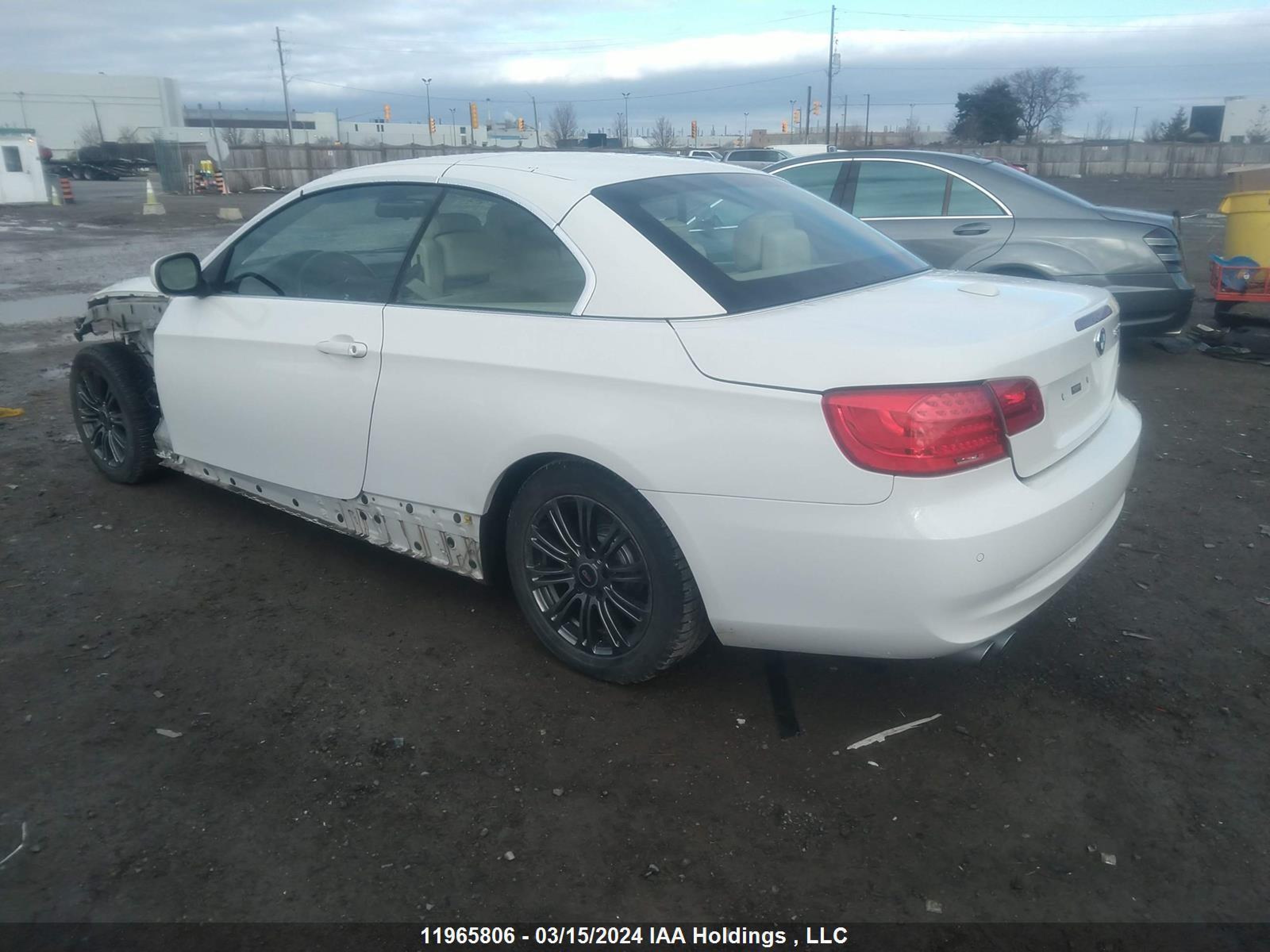 Photo 2 VIN: WBADW3C5XBE540502 - BMW 3ER 