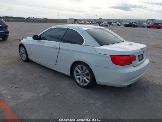 Photo 2 VIN: WBADW7C50BE726573 - BMW 328I 