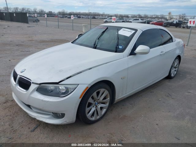 Photo 5 VIN: WBADW7C50BE726573 - BMW 328I 