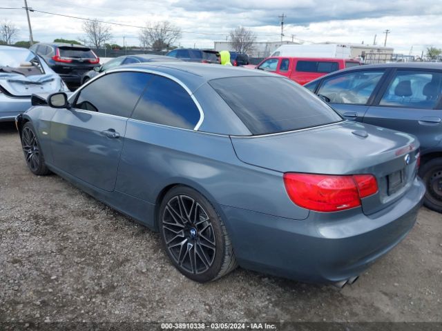 Photo 2 VIN: WBADW7C54CE728375 - BMW 328I 