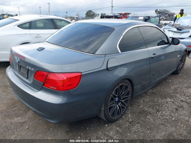 Photo 3 VIN: WBADW7C54CE728375 - BMW 328I 