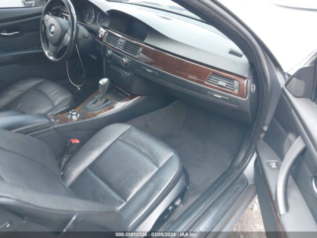 Photo 4 VIN: WBADW7C54CE728375 - BMW 328I 