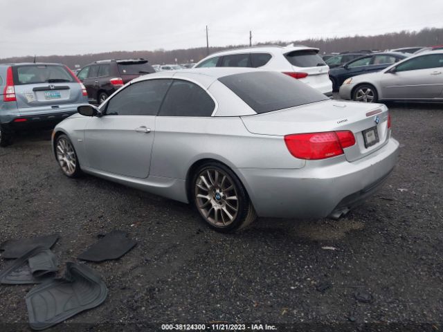 Photo 2 VIN: WBADW7C55DE731299 - BMW 328I 