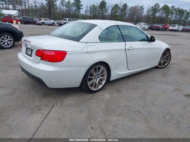 Photo 3 VIN: WBADW7C5XBE543214 - BMW 328I 