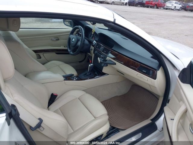 Photo 4 VIN: WBADW7C5XBE543214 - BMW 328I 