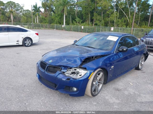 Photo 1 VIN: WBADX1C56DJ129030 - BMW 335IS 