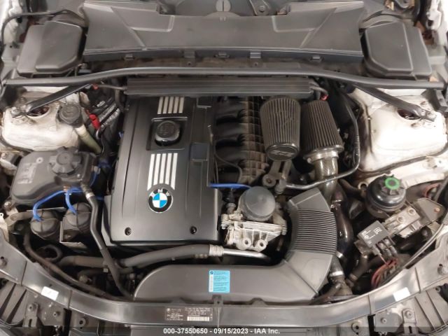 Photo 9 VIN: WBADX1C57BE569313 - BMW 335IS 