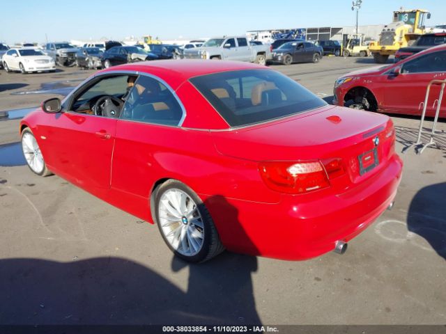 Photo 2 VIN: WBADX7C52BE581565 - BMW 3 SERIES 