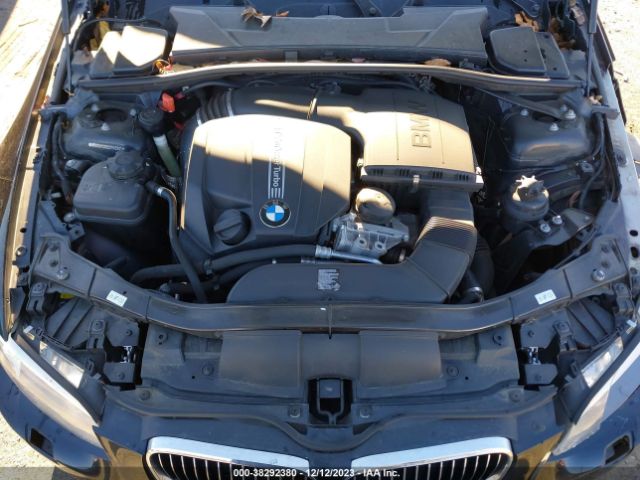 Photo 9 VIN: WBADX7C53CE745360 - BMW 335I 