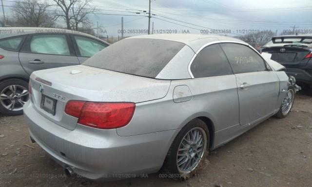 Photo 3 VIN: WBADX7C54BE743230 - BMW 335 