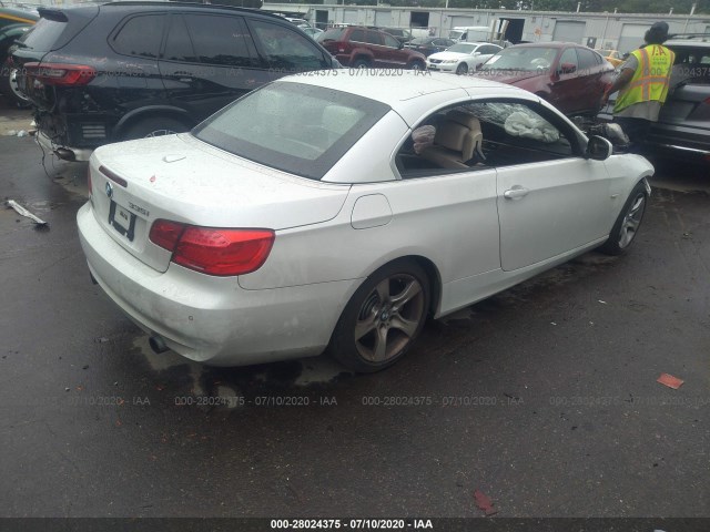 Photo 3 VIN: WBADX7C55BE579616 - BMW 3 