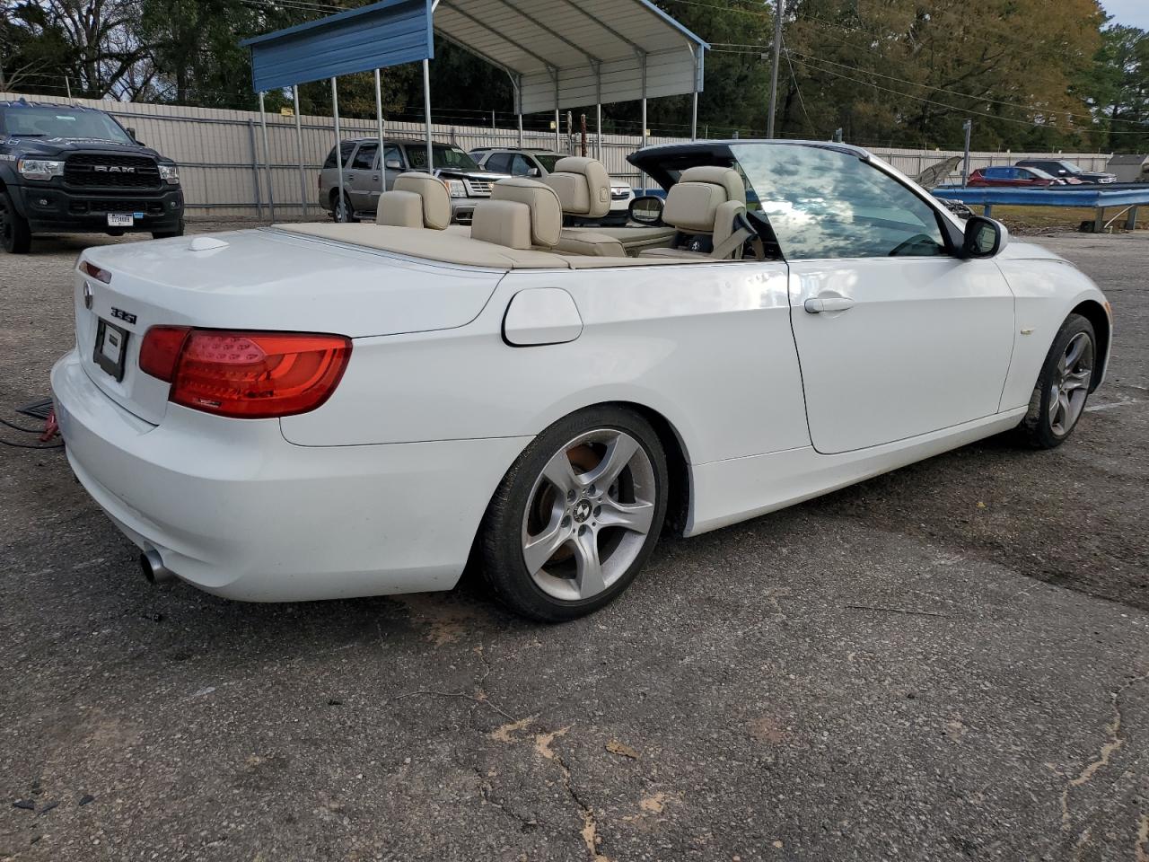 Photo 2 VIN: WBADX7C56BE581178 - BMW 3ER 