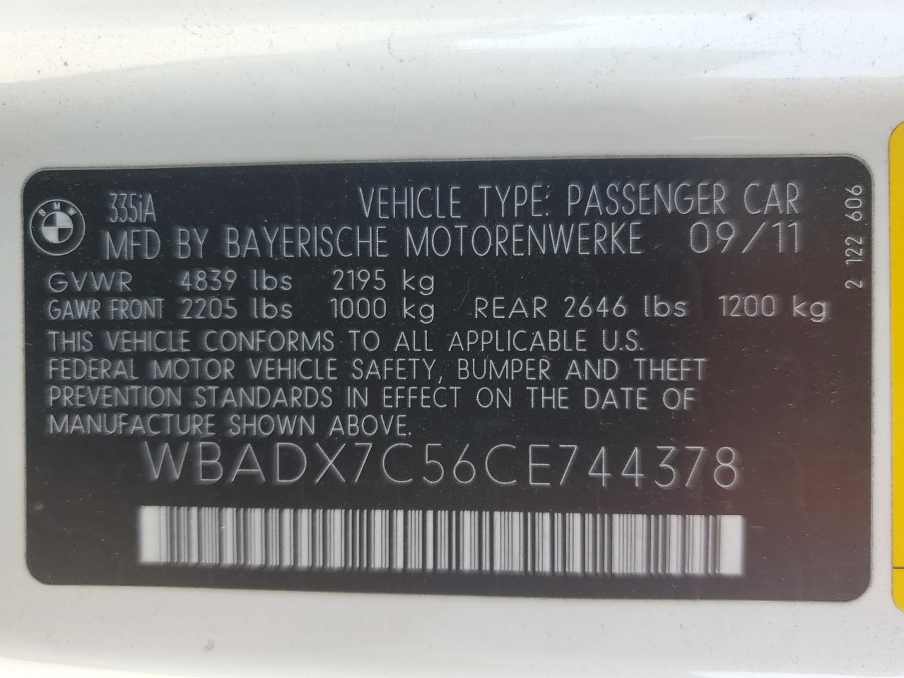 Photo 11 VIN: WBADX7C56CE744378 - BMW 3ER 