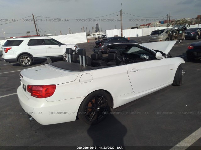 Photo 3 VIN: WBADX7C56DE746116 - BMW 3 