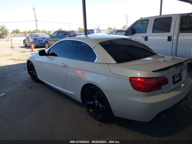 Photo 2 VIN: WBADX7C56DPA97747 - BMW 335I 