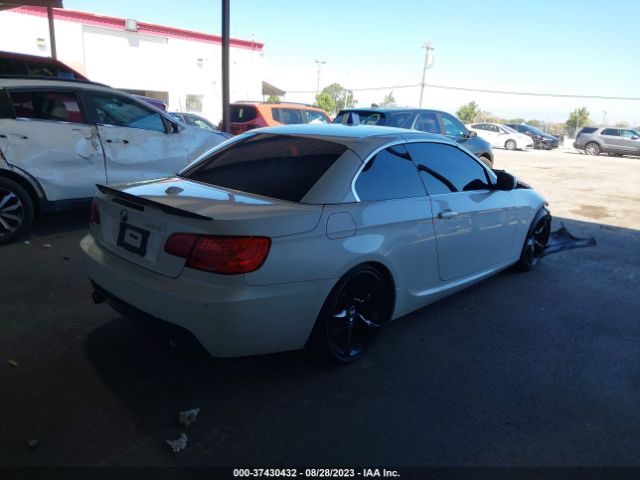 Photo 3 VIN: WBADX7C56DPA97747 - BMW 335I 