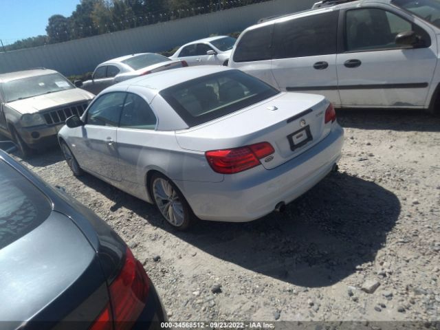 Photo 2 VIN: WBADX7C57BE579651 - BMW 3 SERIES 