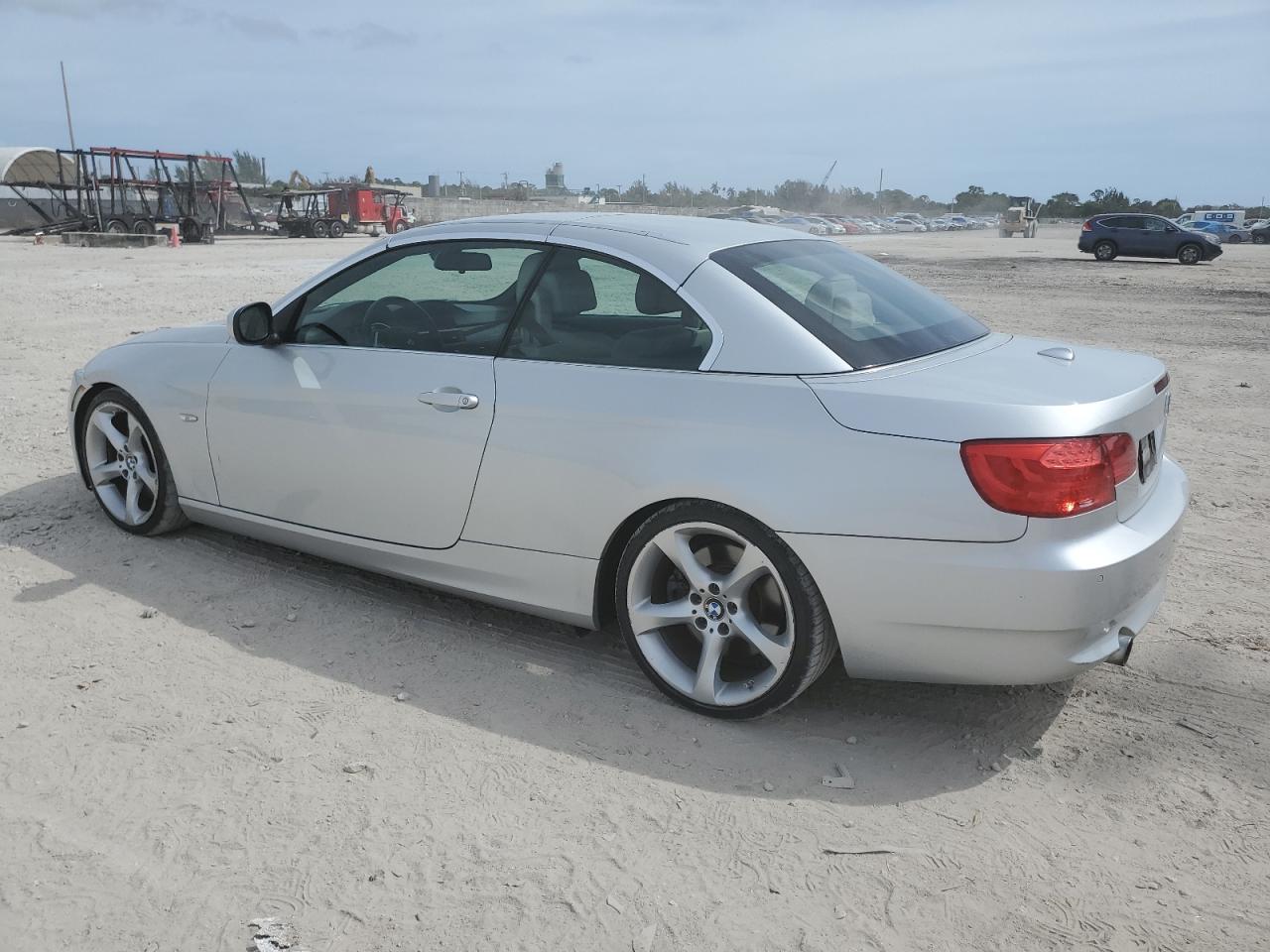 Photo 1 VIN: WBADX7C59BE261398 - BMW 3ER 