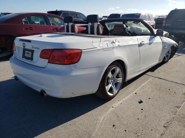 Photo 3 VIN: WBADX7C5XBE579336 - BMW 335 I 