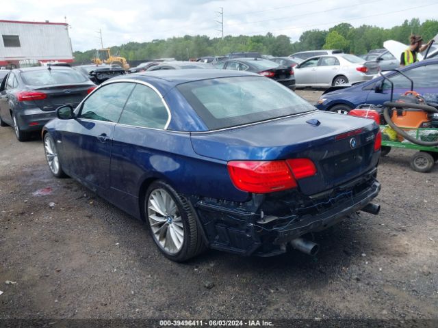 Photo 2 VIN: WBADX7C5XBE580230 - BMW 335I 