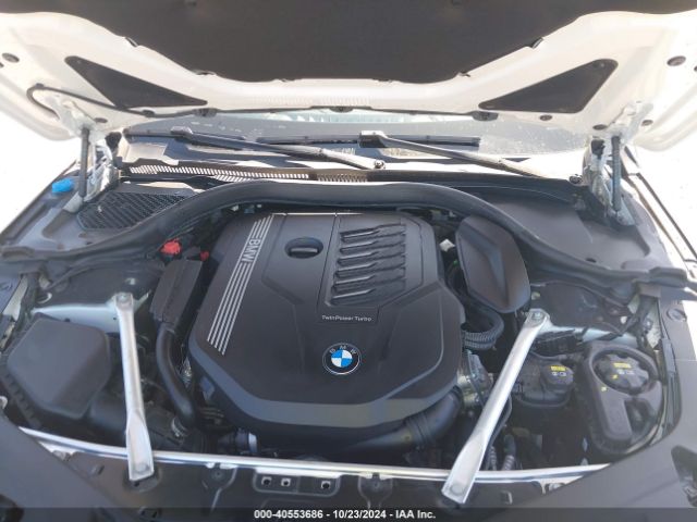 Photo 9 VIN: WBADZ2C00NCG88182 - BMW 840I 