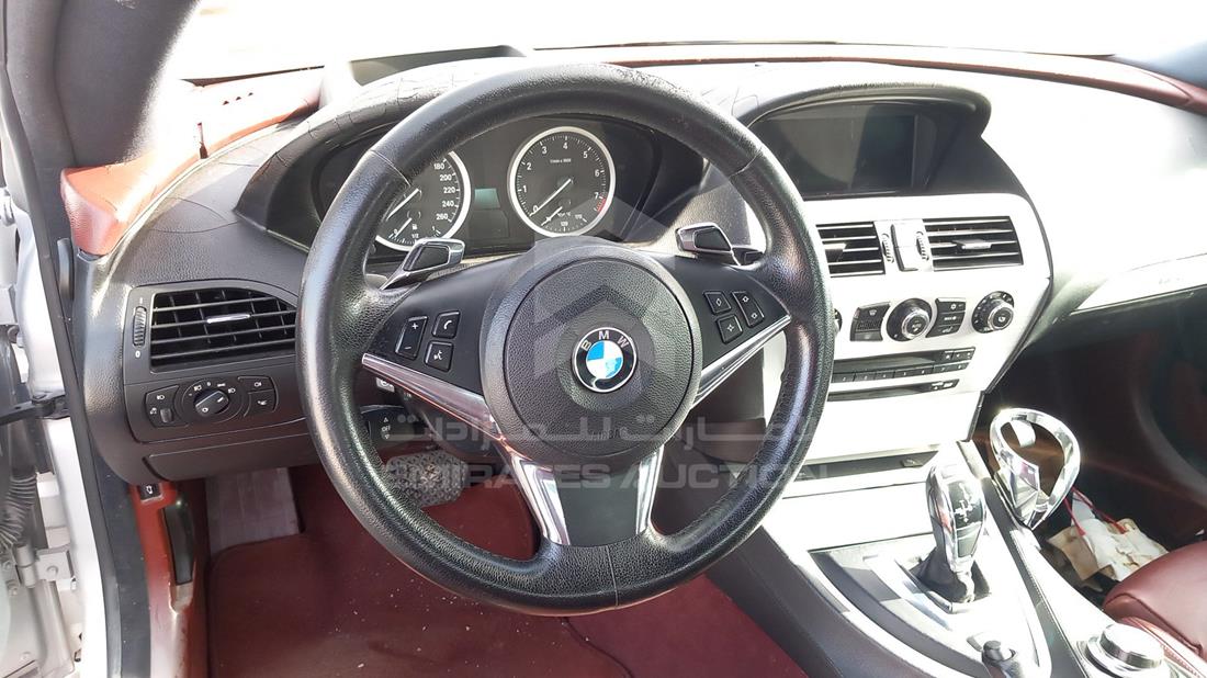 Photo 13 VIN: WBAEA11049CX46483 - BMW 630 