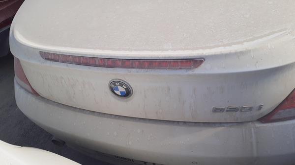 Photo 4 VIN: WBAEA11098CX46302 - BMW 630 