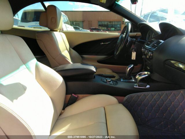 Photo 4 VIN: WBAEB5C54AC225068 - BMW 650I 