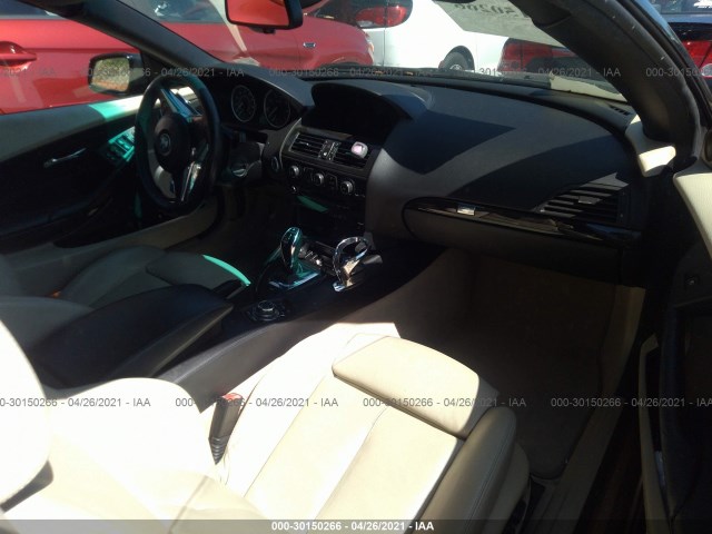 Photo 4 VIN: WBAEB5C57AC225730 - BMW 6 