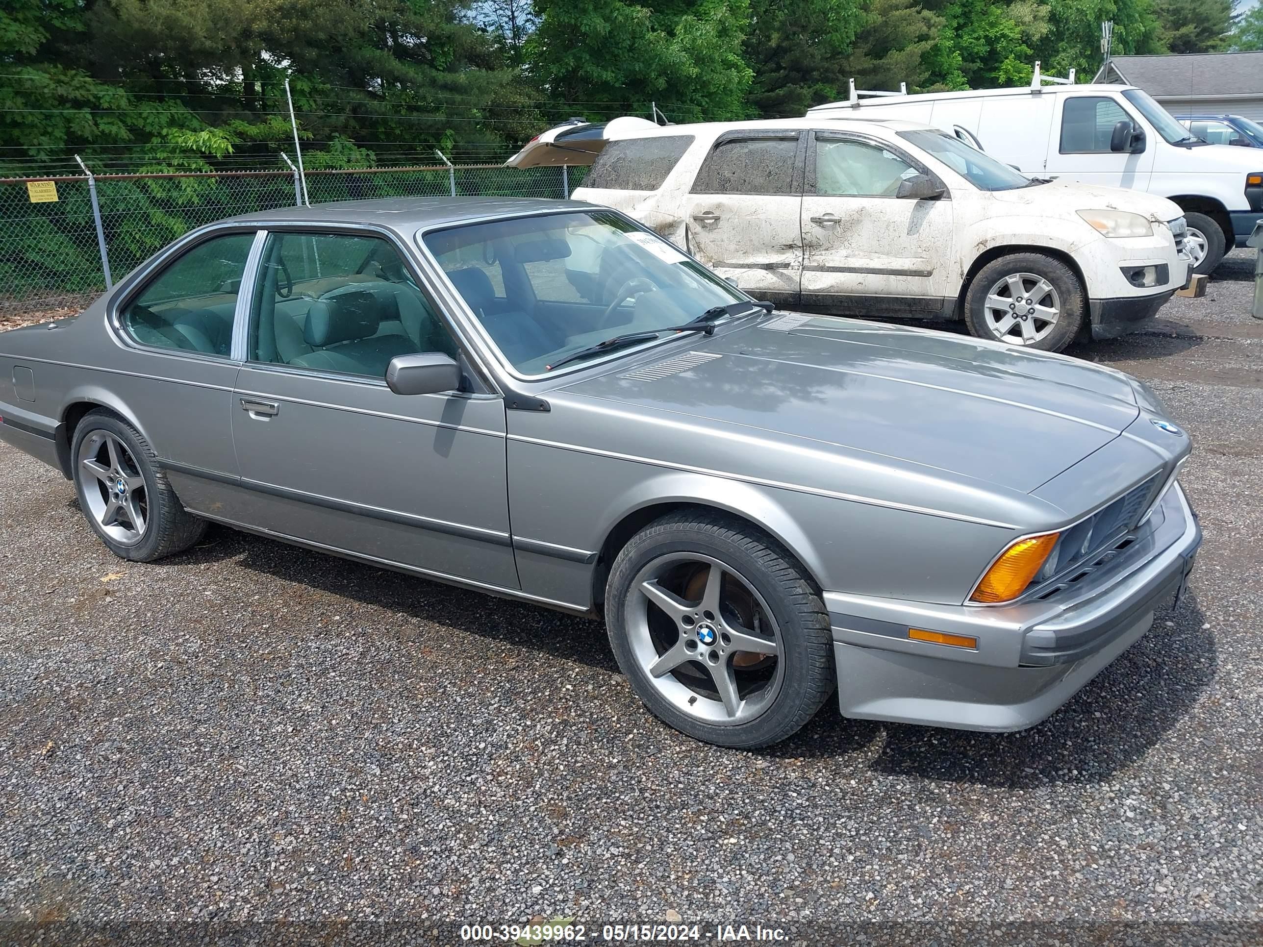 Photo 1 VIN: WBAEC841XJ3266847 - BMW 6ER 