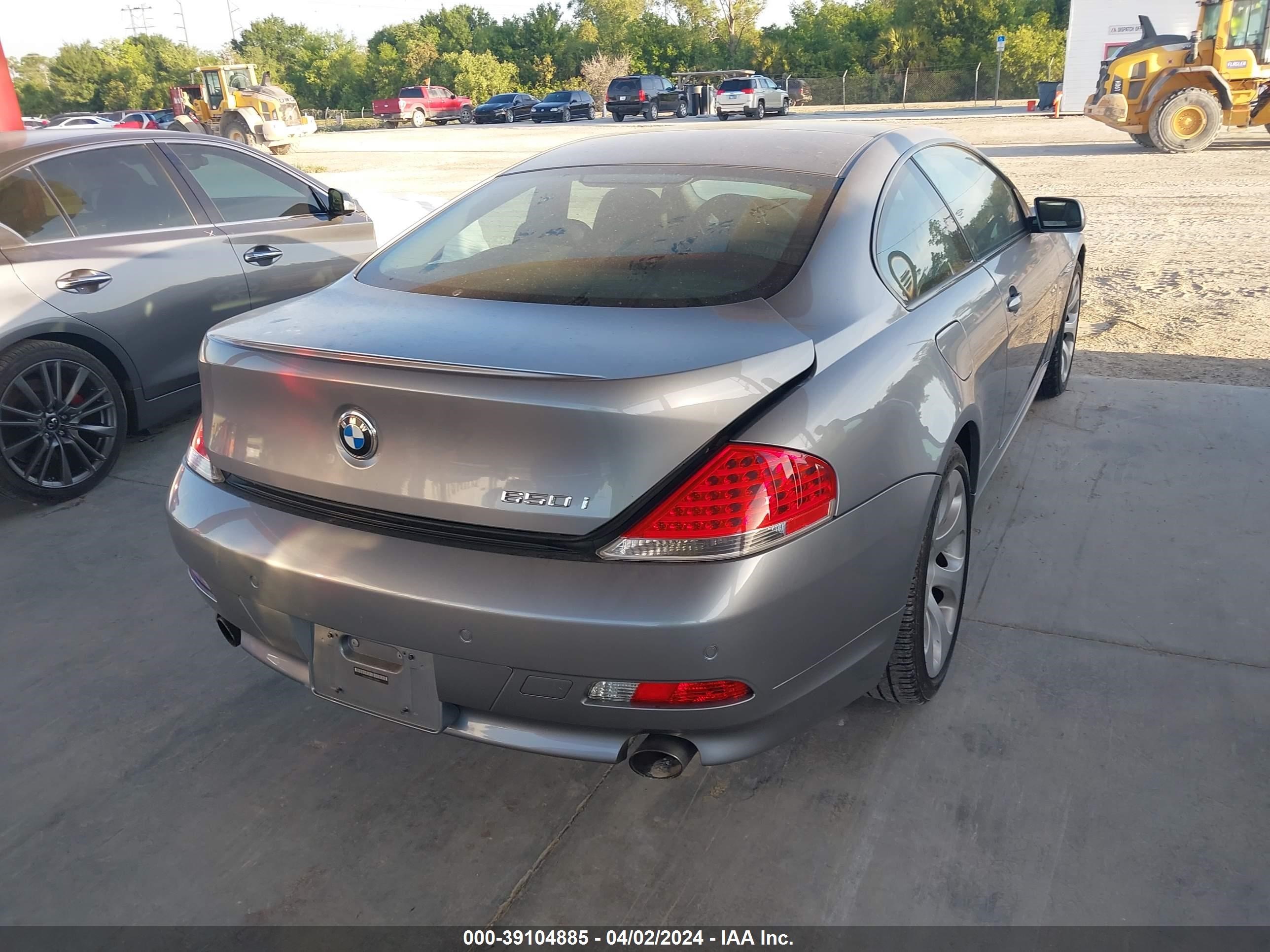 Photo 3 VIN: WBAEH13587CR51547 - BMW 6ER 