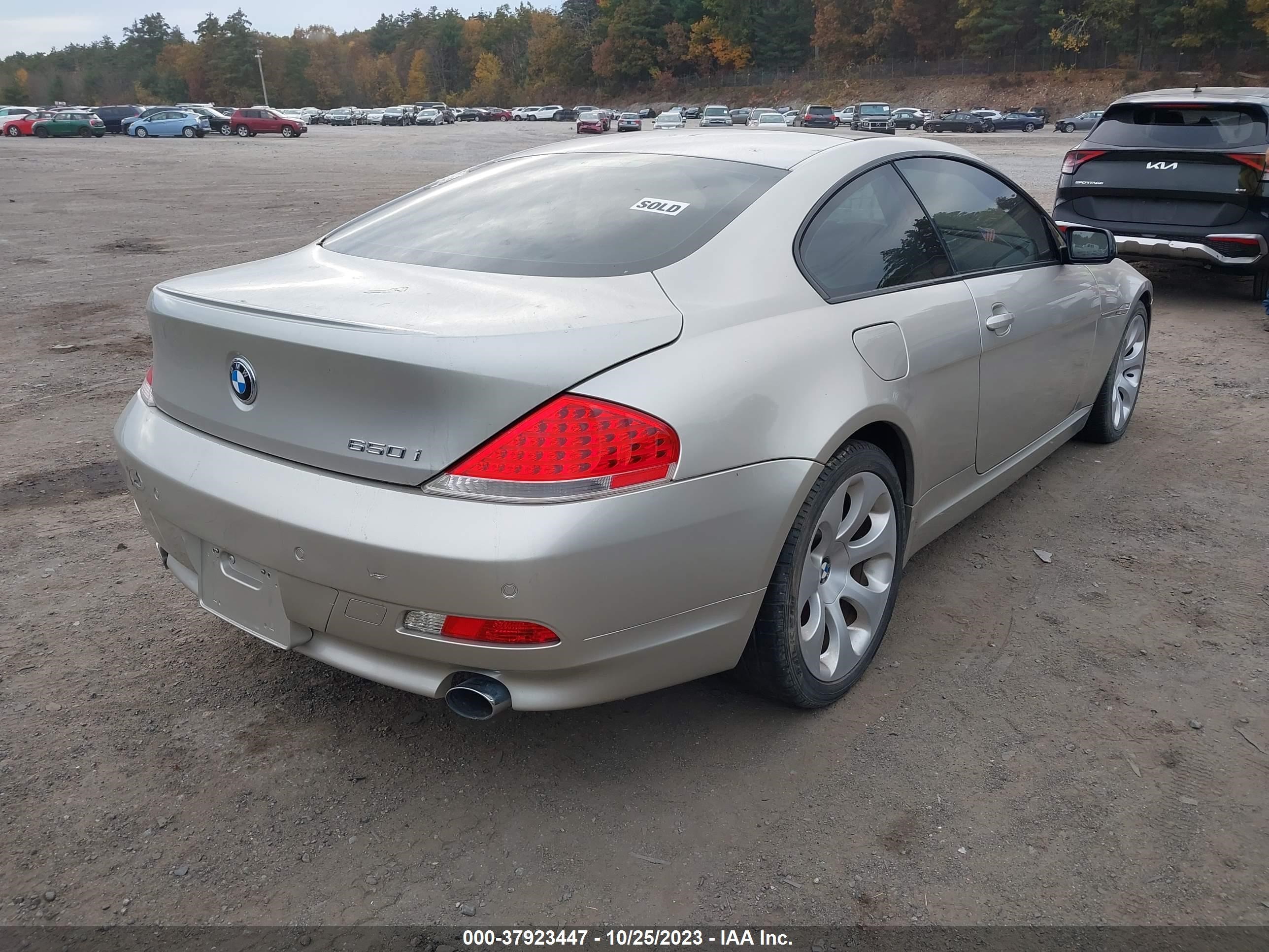 Photo 3 VIN: WBAEH13597CR52349 - BMW 6ER 