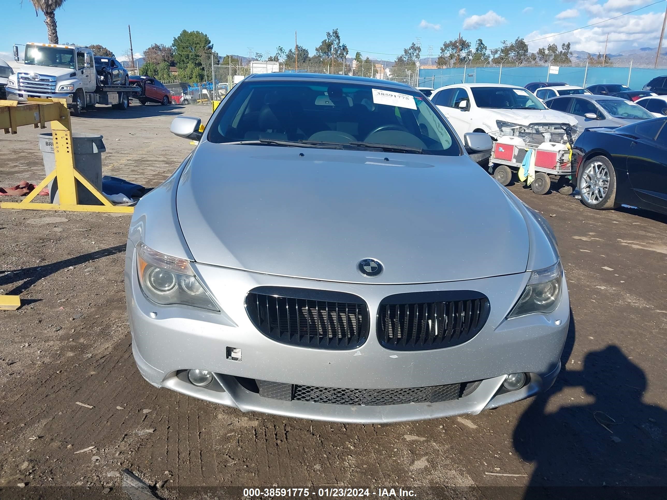 Photo 12 VIN: WBAEH73424B189733 - BMW 6ER 