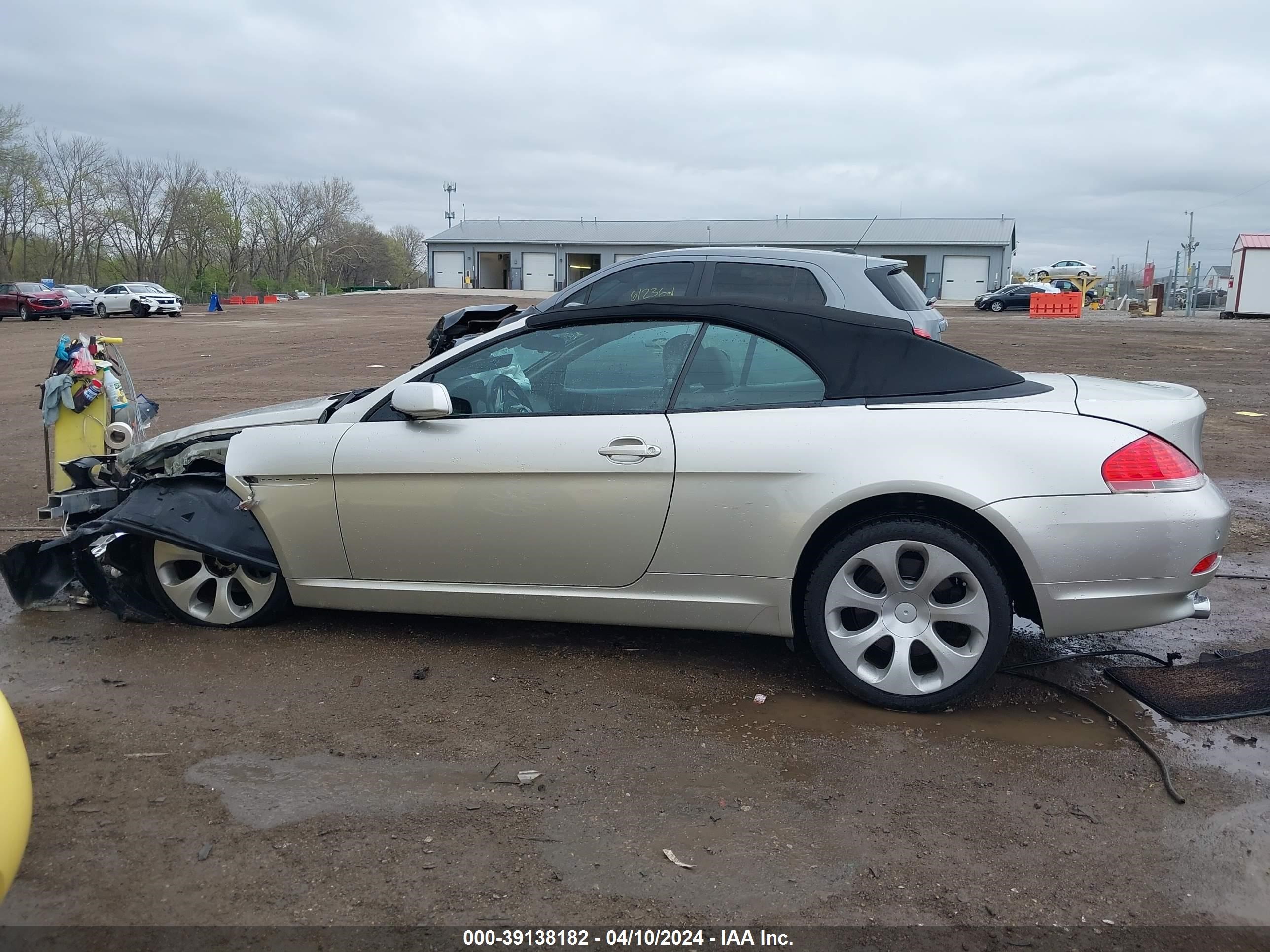 Photo 12 VIN: WBAEK73465B261178 - BMW 6ER 