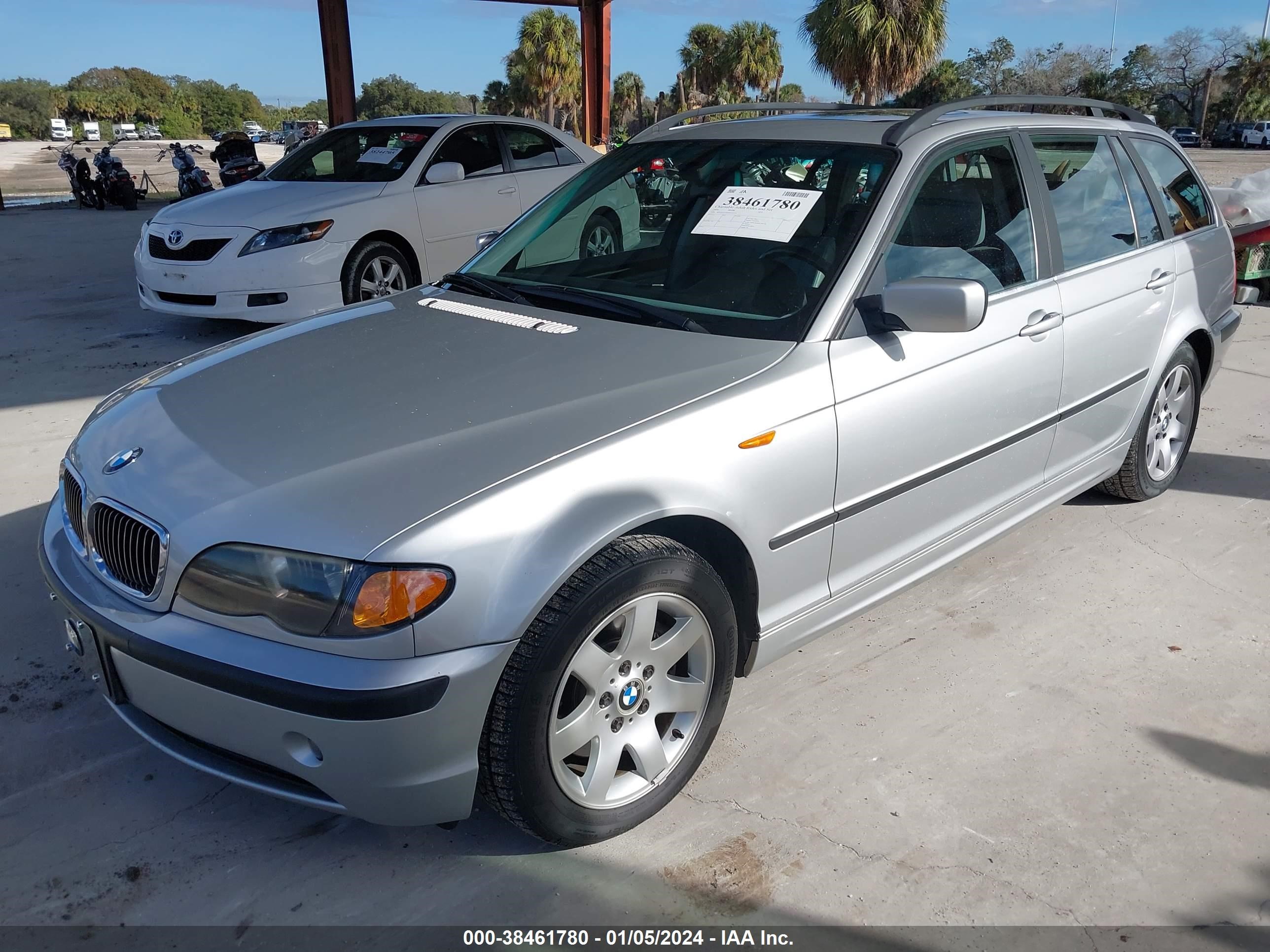 Photo 1 VIN: WBAEN33404PC12773 - BMW 3ER 