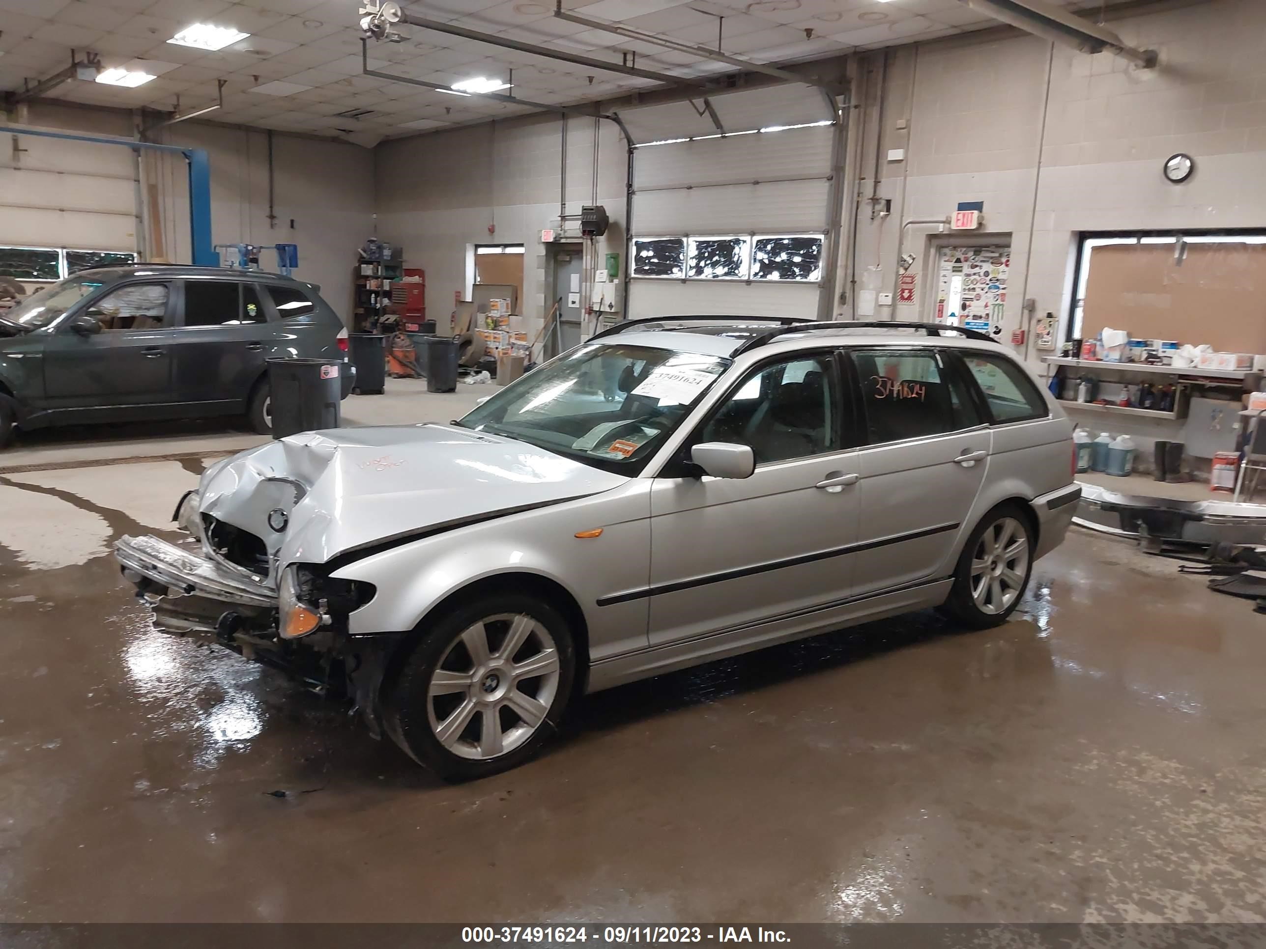 Photo 1 VIN: WBAEN33462EZ15347 - BMW 3ER 