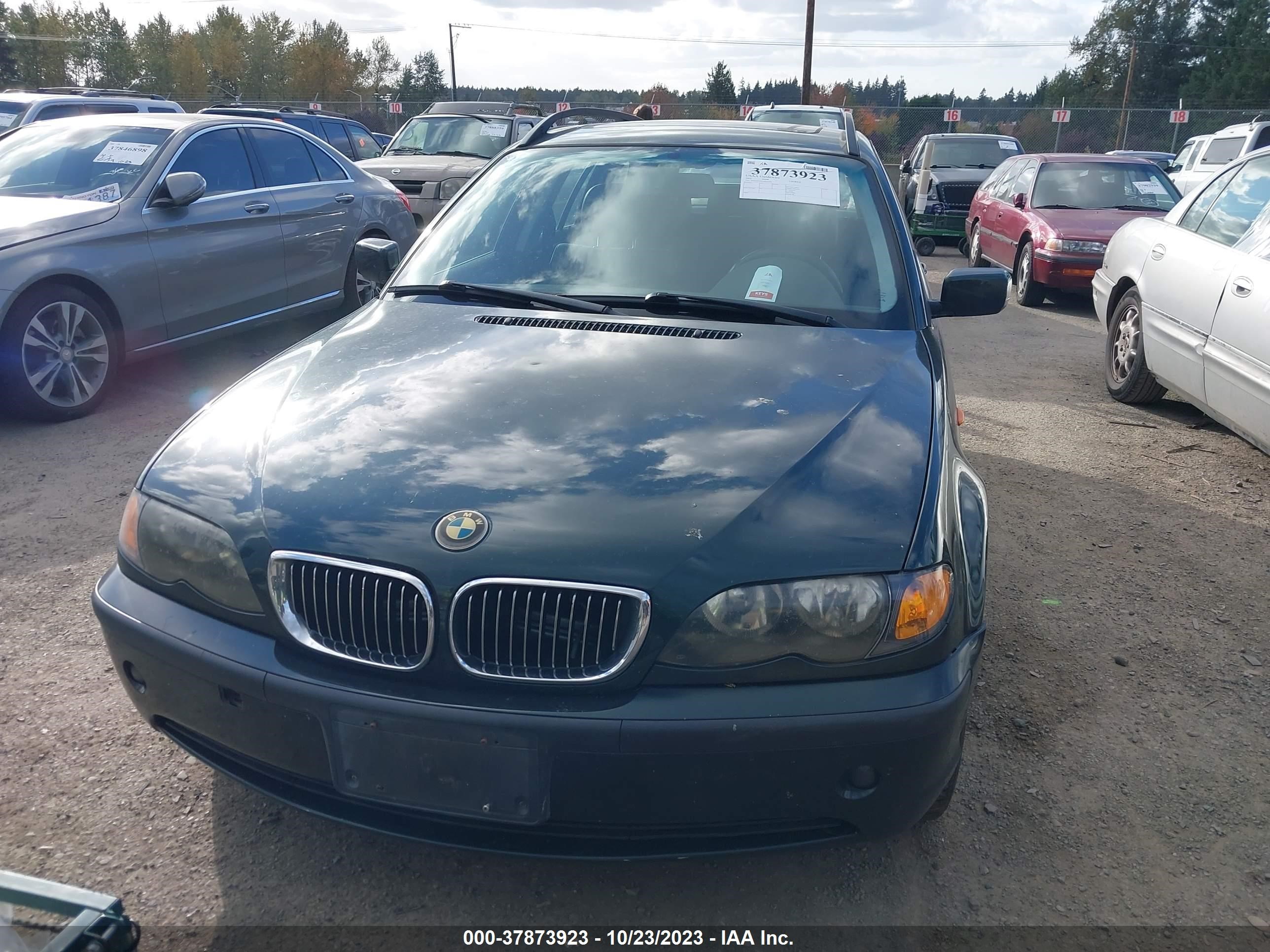 Photo 11 VIN: WBAEP33433PE91791 - BMW 3ER 