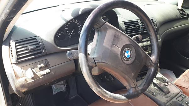 Photo 9 VIN: WBAET15000NF87007 - BMW 320I 