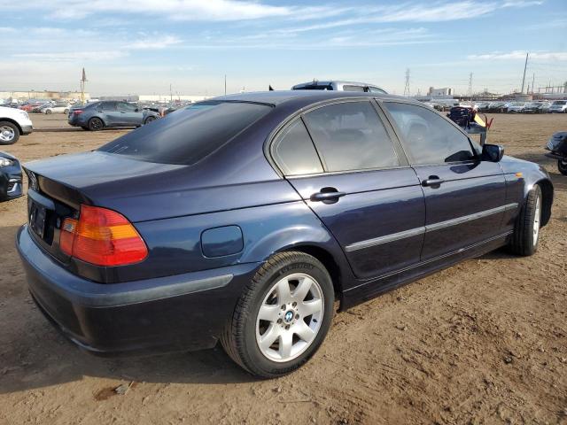 Photo 2 VIN: WBAET37402NH01067 - BMW 3 SERIES 