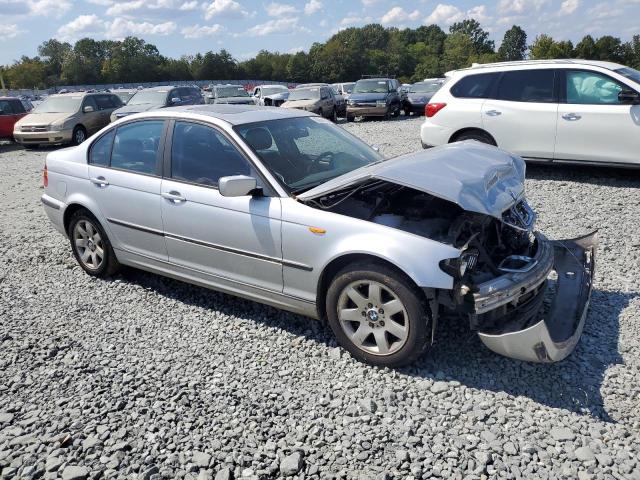 Photo 3 VIN: WBAET37403NJ38570 - BMW 325 I 