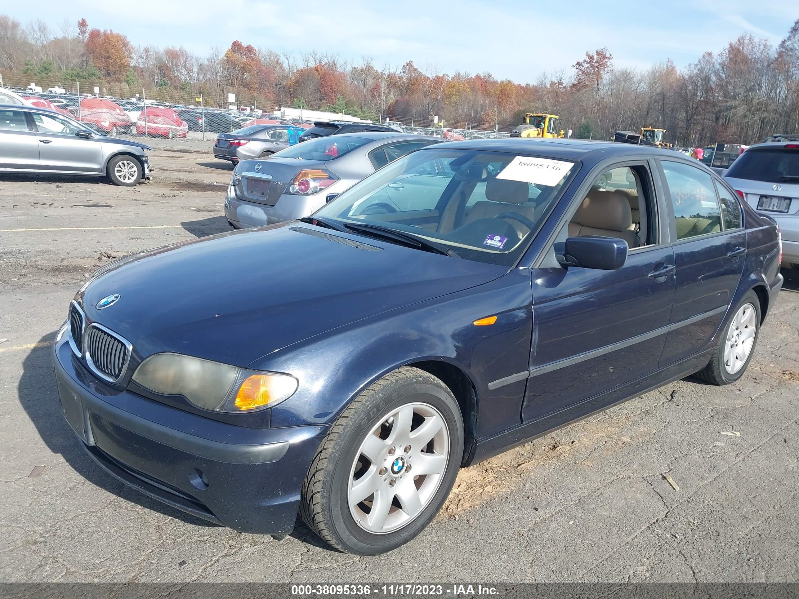 Photo 1 VIN: WBAET37404NJ44399 - BMW 3ER 