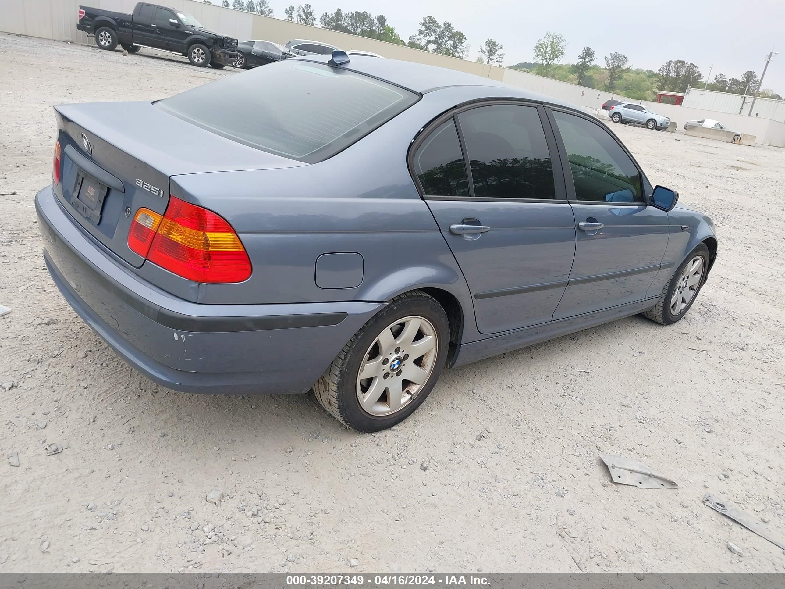 Photo 3 VIN: WBAET37414NJ41916 - BMW 3ER 