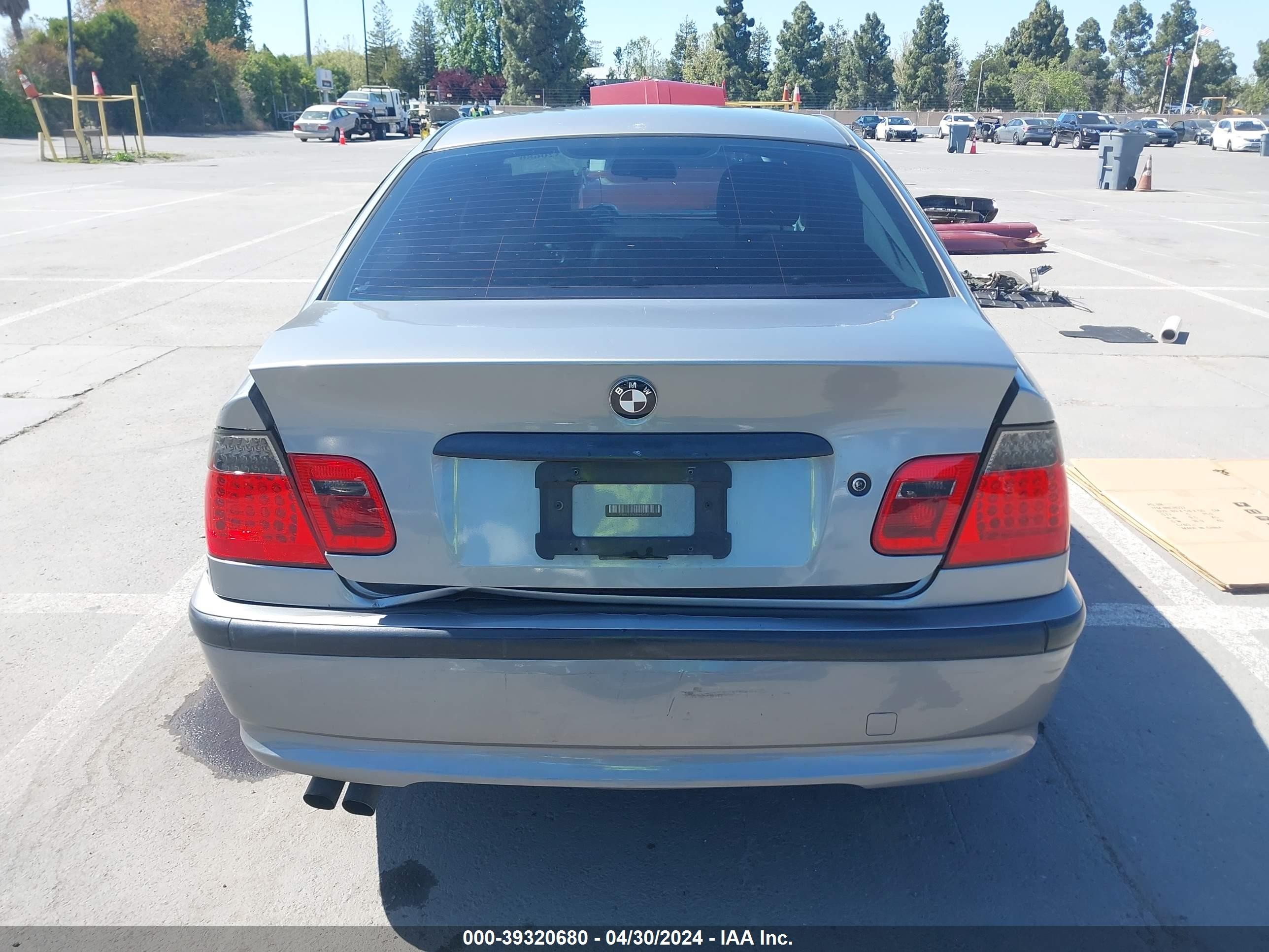 Photo 16 VIN: WBAET37435NH06767 - BMW 3ER 