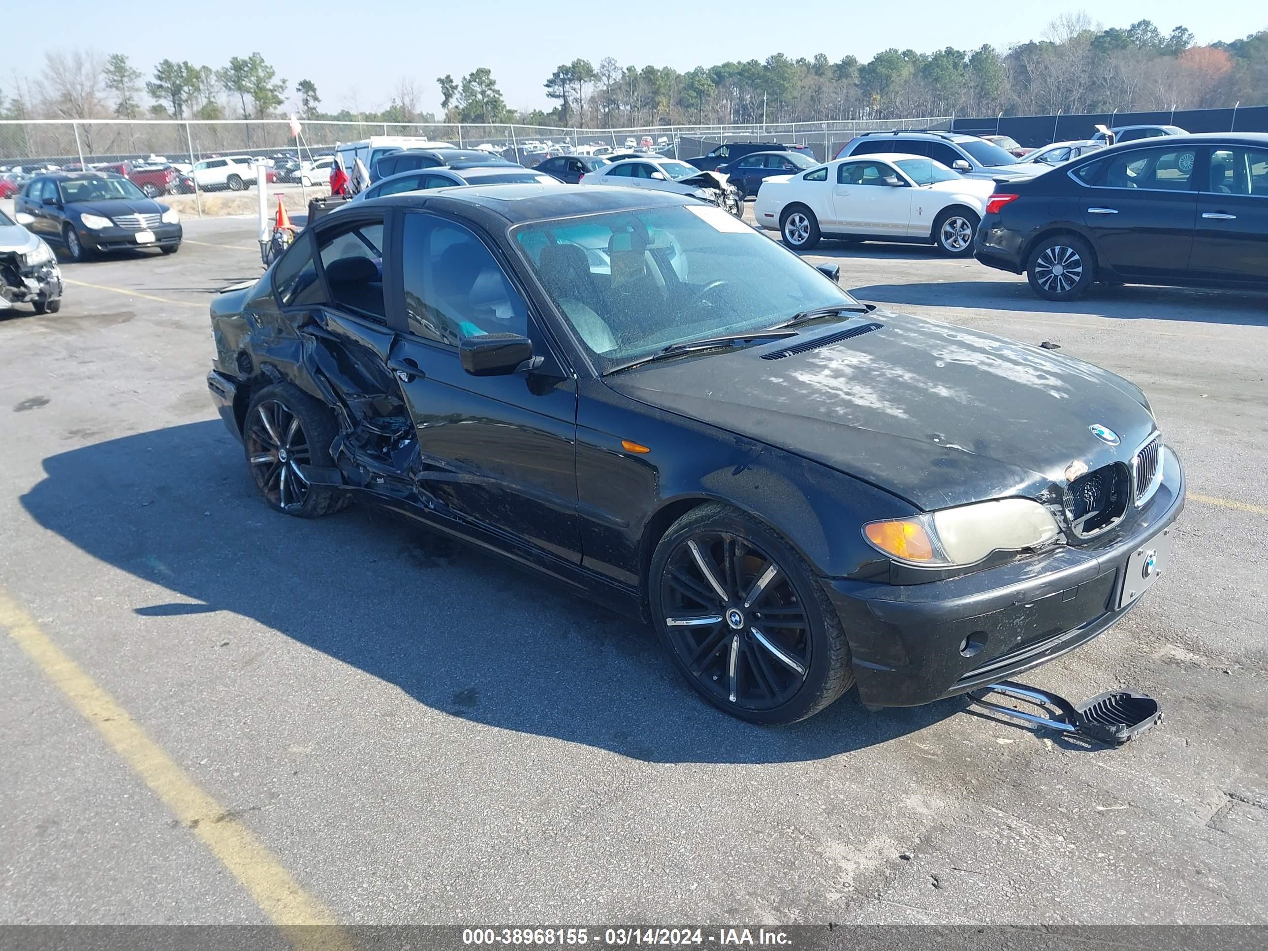 Photo 0 VIN: WBAET37442NG76139 - BMW 3ER 