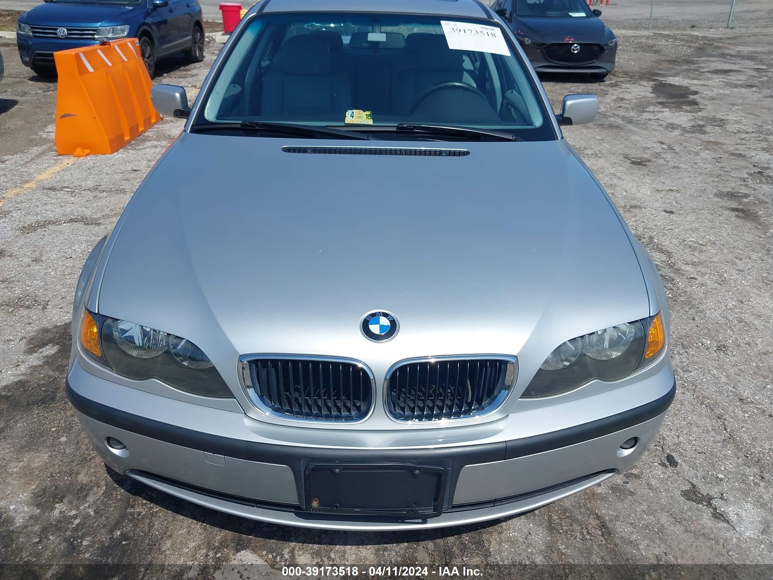 Photo 5 VIN: WBAET37452NG81902 - BMW 3ER 