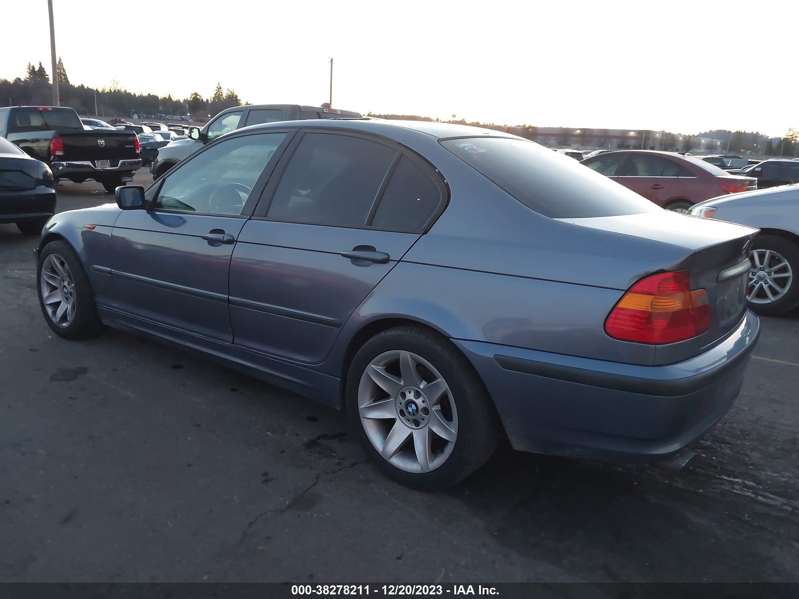 Photo 2 VIN: WBAET37462NG80676 - BMW 3ER 