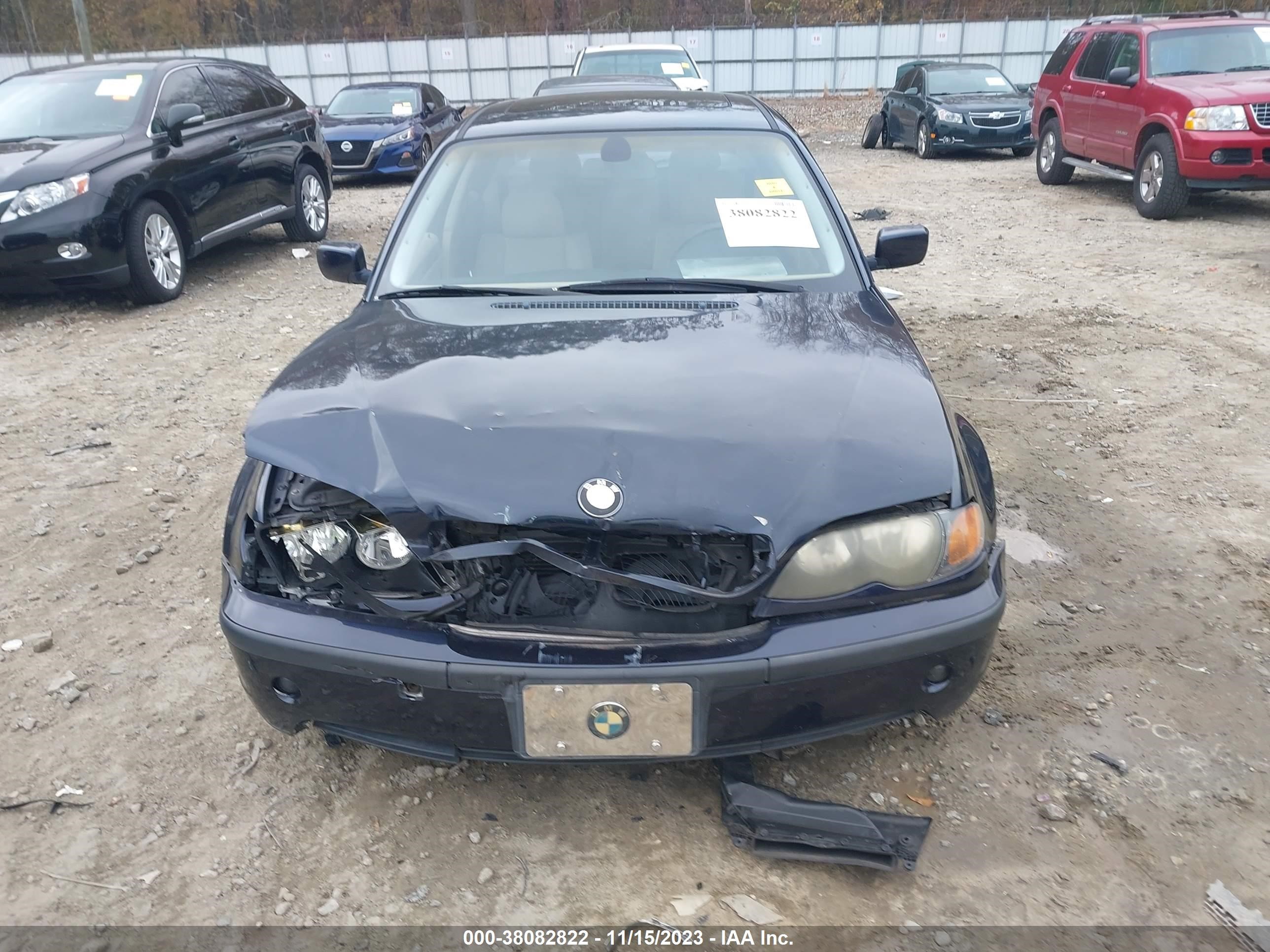 Photo 11 VIN: WBAET37473NJ28473 - BMW 3ER 